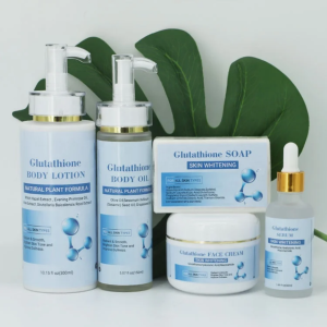 GAMME COMPLÈTE BLANCHISSANTE AUX GLUTATHIONS DÉCOLORATION RAPIDE